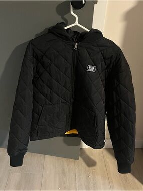 Vans Quilted Hooded Jacket in Black